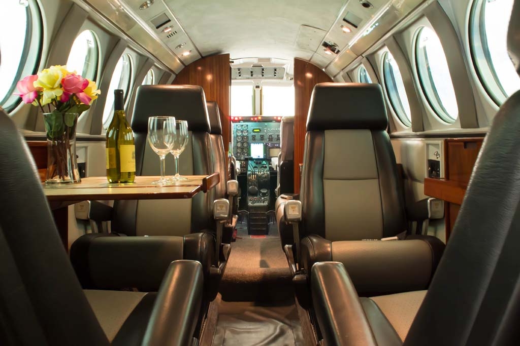 jet d'affari Beechcraft King Air 100